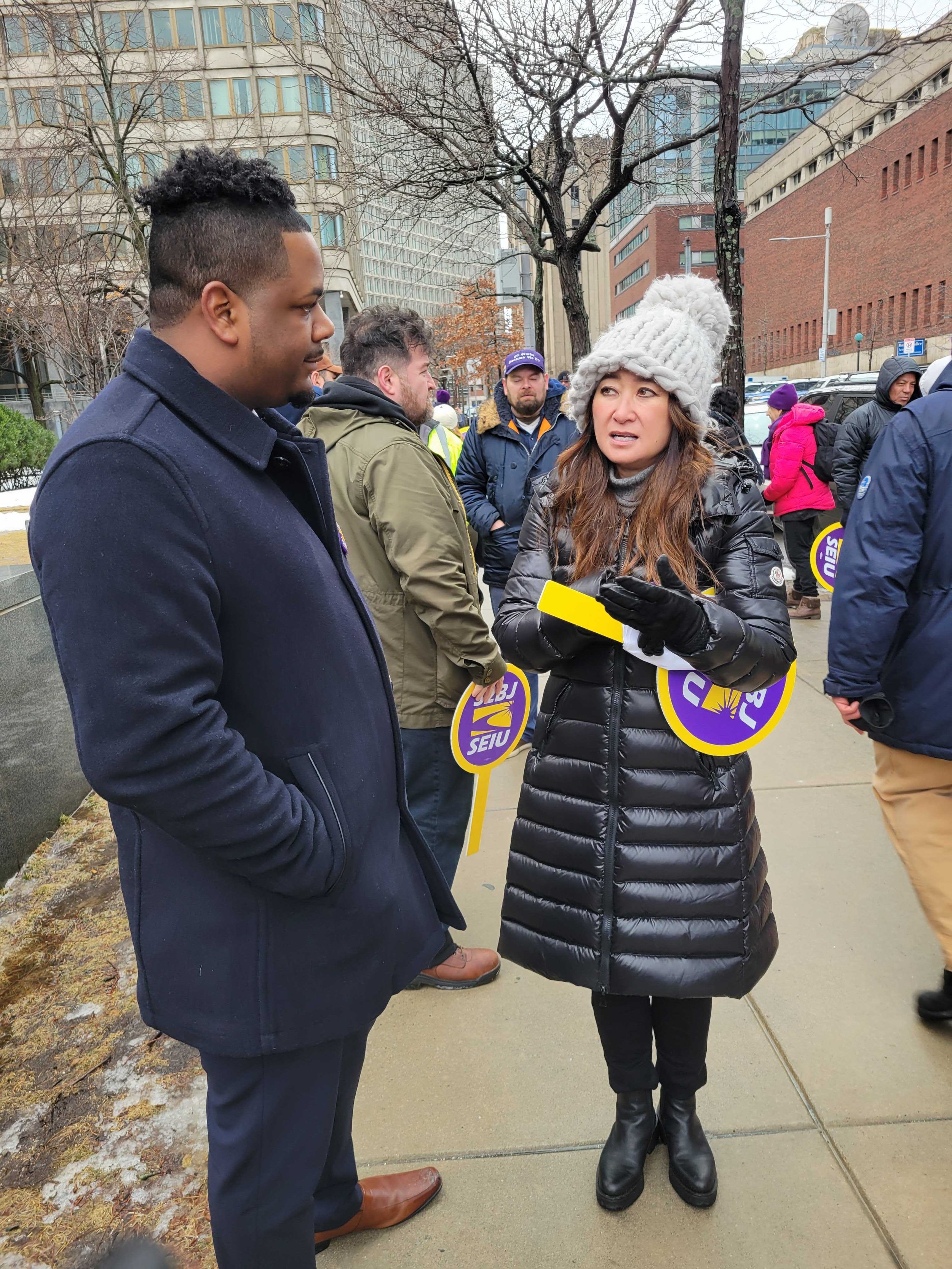 Rally at 100 Sudbury with 32BJSEIU
